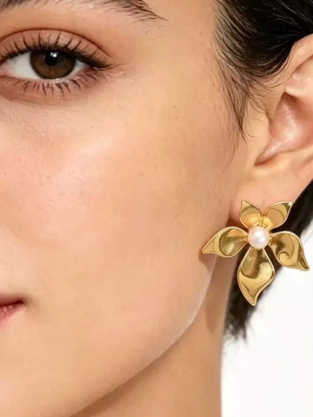 Barber Tulip Studs Earrings